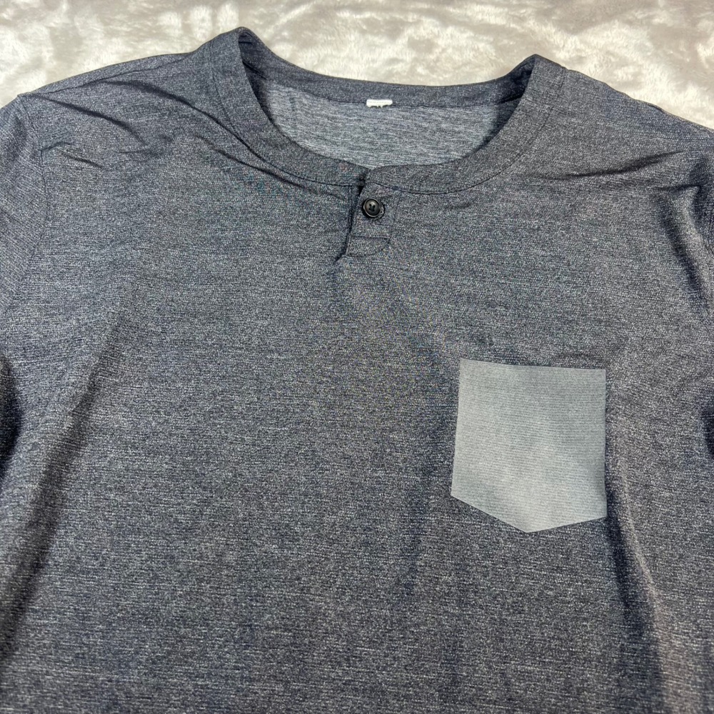 Lululemon Men's L Henley Shirt Gray Short Sleeve Pocket Curved Hem Heathered